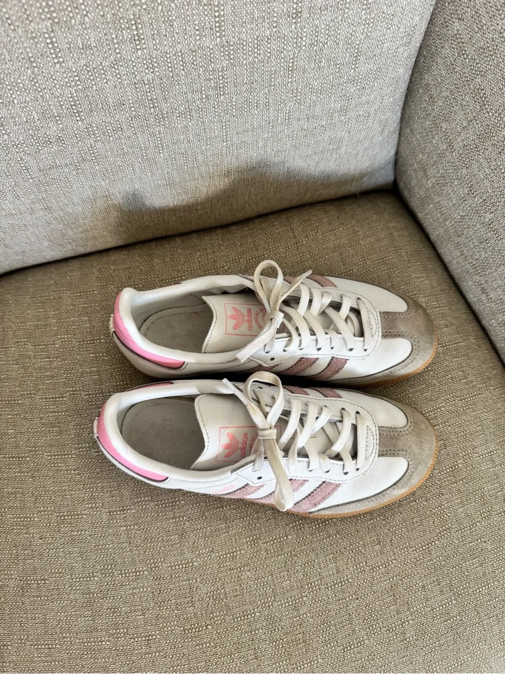 adidas Kids Sneakers in White and Pink with Gum Sole size 3